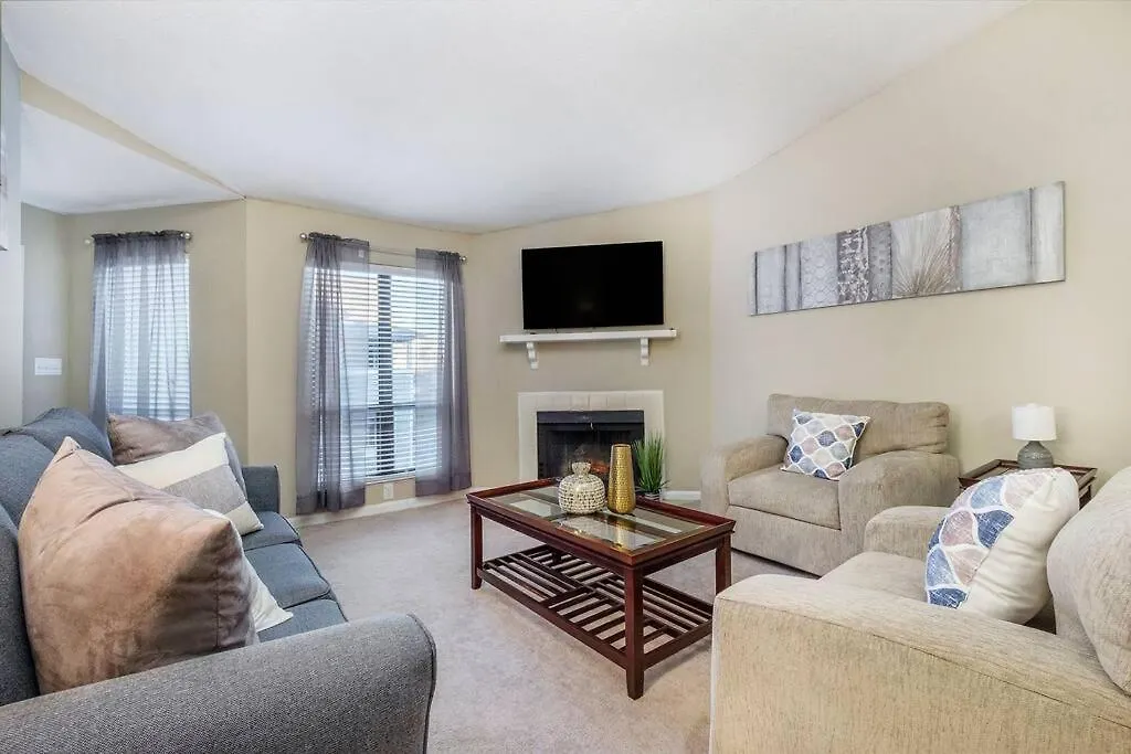 Charming Apartment With Wi-Fi Charlotte 0*,